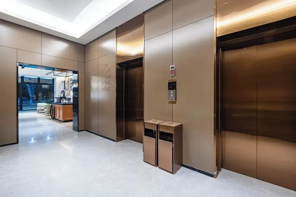 Starway Hotel (Beijing Guozhan Liufang Subway Station)