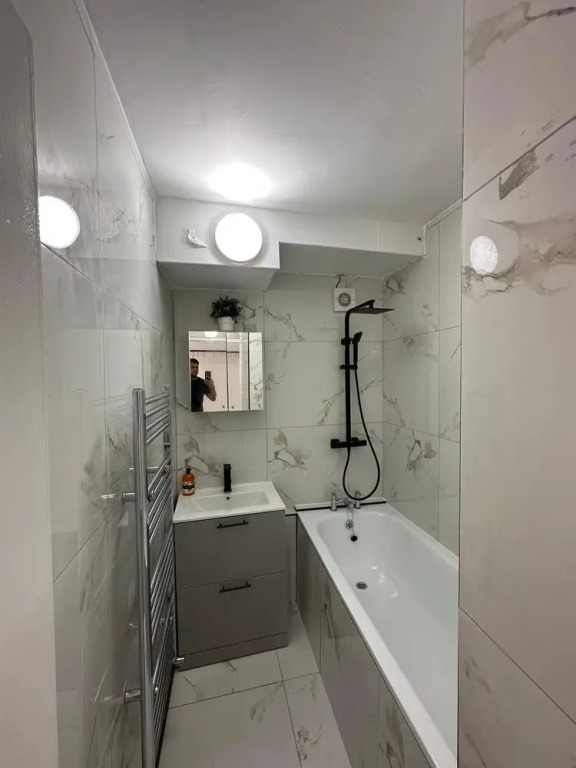 Lovely 3-bed Apartment in London