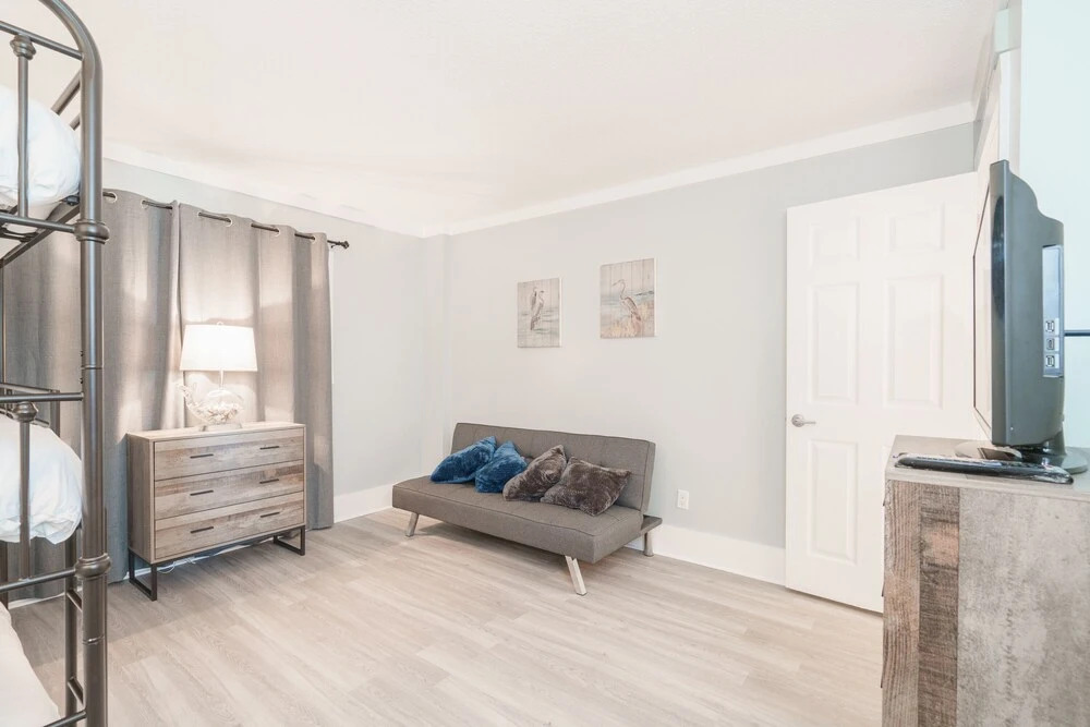 Sea La Vie Oceanfront Condo With Balcony