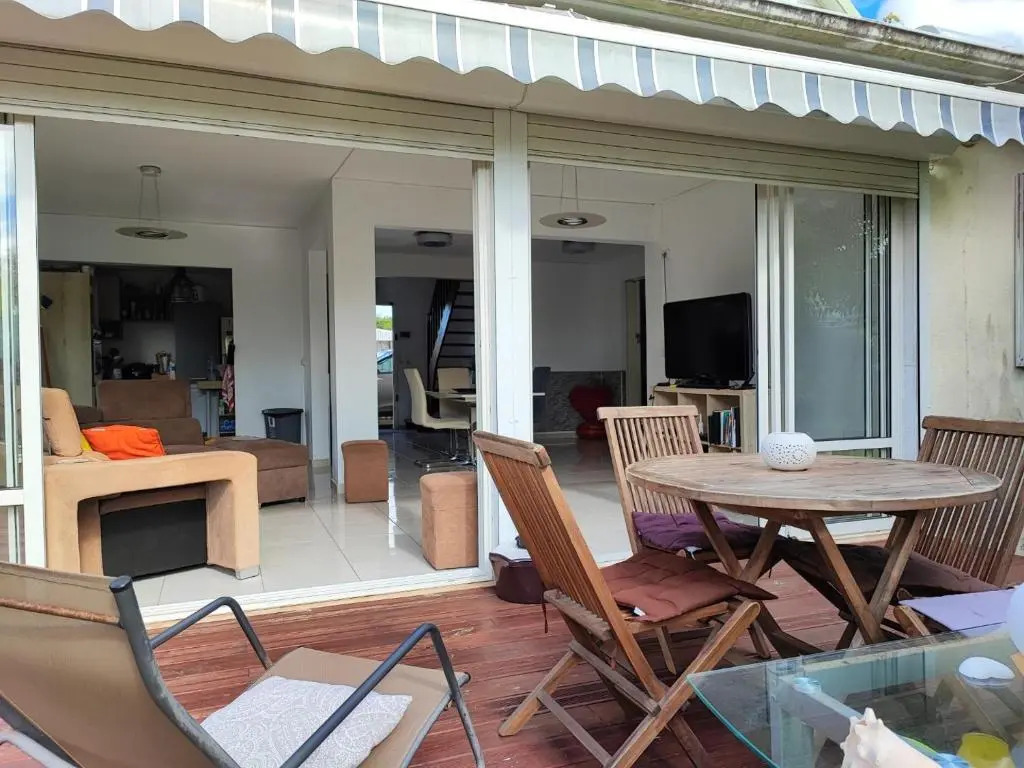 Stunning 3-Bed House in Baie Mahault