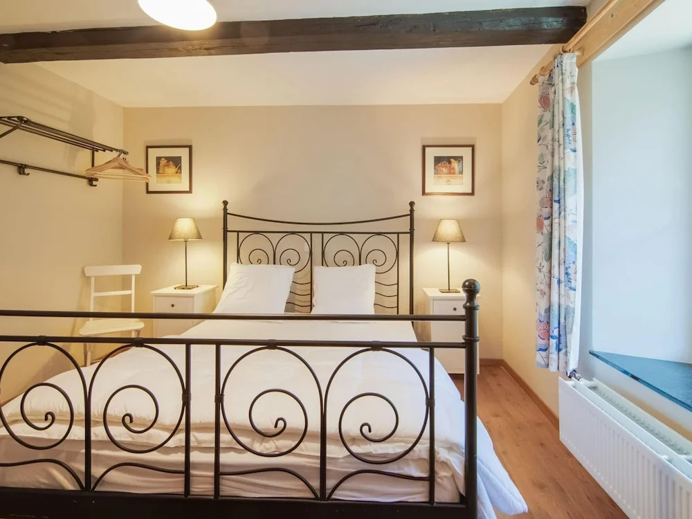 Rustic Holiday Home in Vresse-sur-Semois near Center