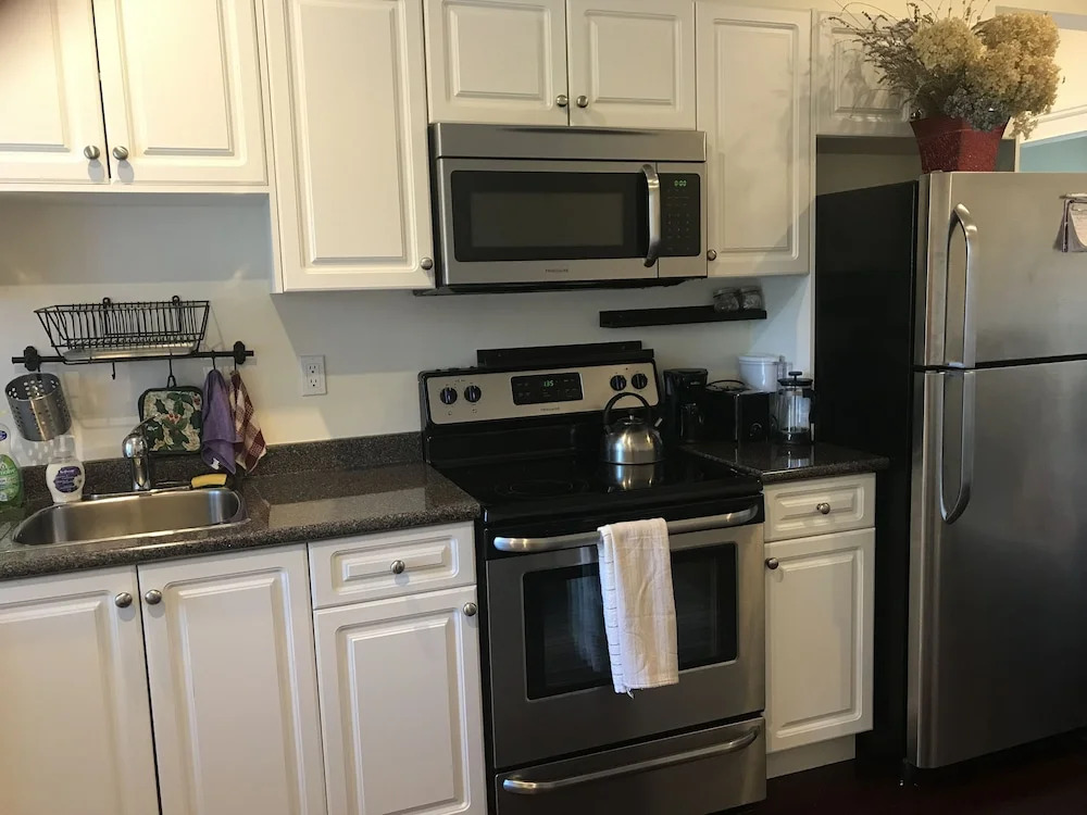 Upper Deer Lake Family Duplex Suite