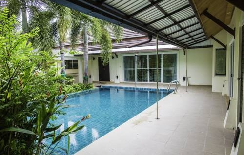 Nai Harn Pool Villa