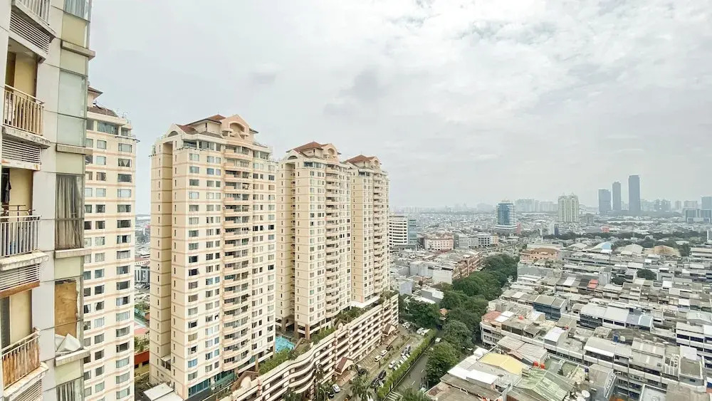 Cozy and Minimalist Studio Apartment Mangga Dua
