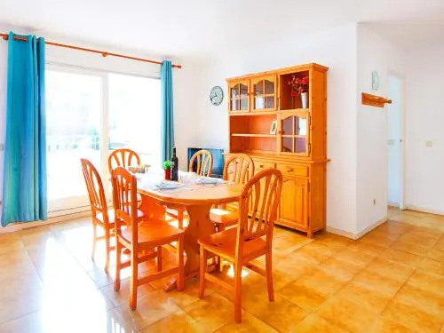 Apartment Platja de Roses.8