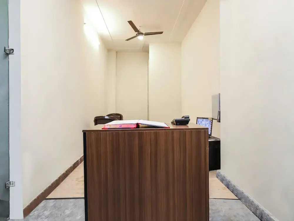 SilverKey Executive Stays 27892 Shanti Complex