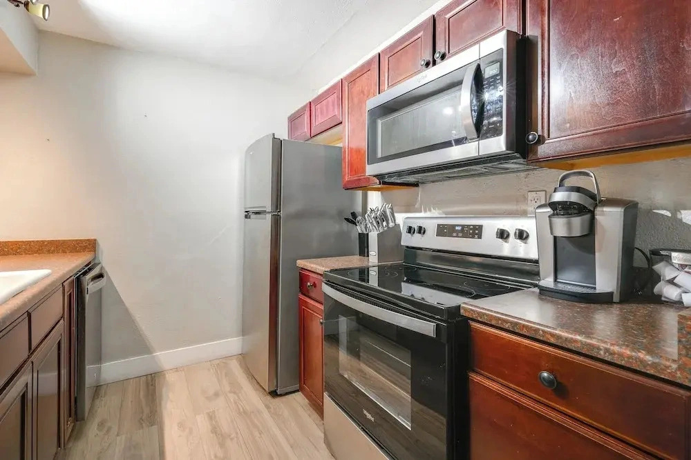 Community Perks! Walkable Old Town Condo w/ Patio