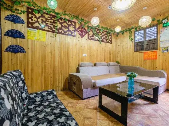 Aunty Ji Inn