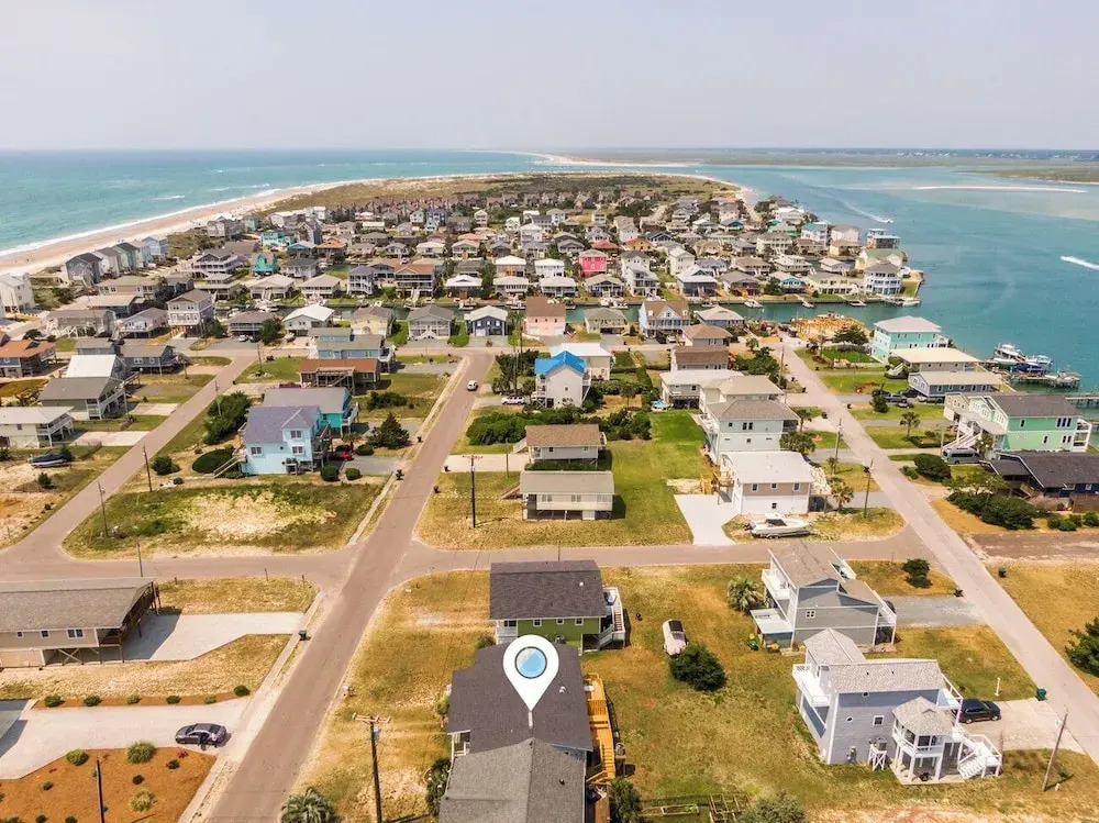 Catch A Wave by Topsail Realty