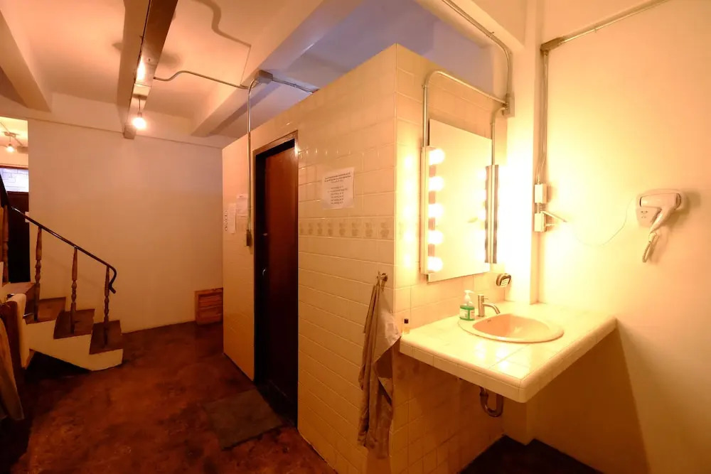 42 Guest House
