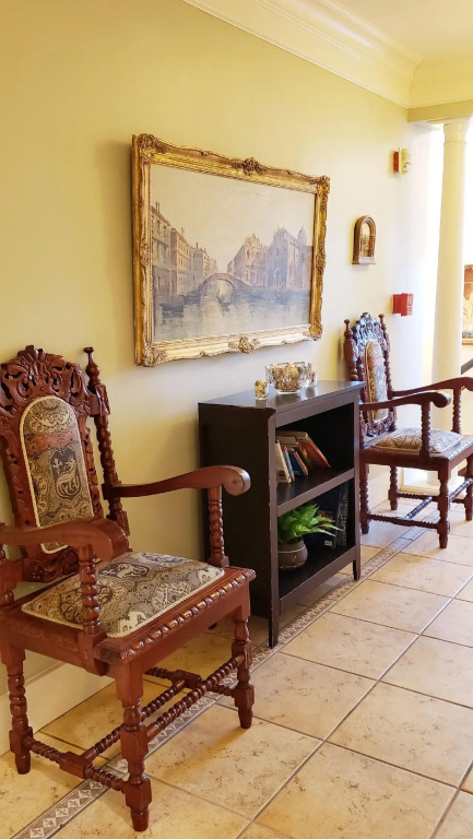 Santa Paula Inn