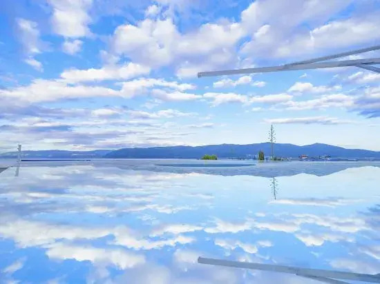 Dali Tingfengzhe Seascape Hotel
