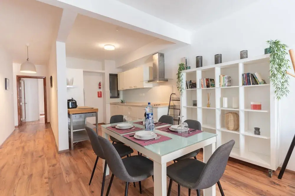 Charming 2-Bed in Swieqi
