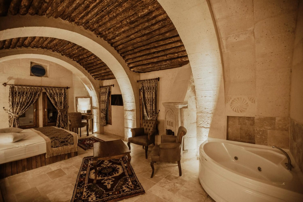 Kismet Cave Mansion