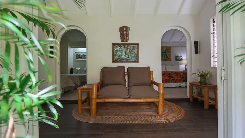 Seagrapes Villa