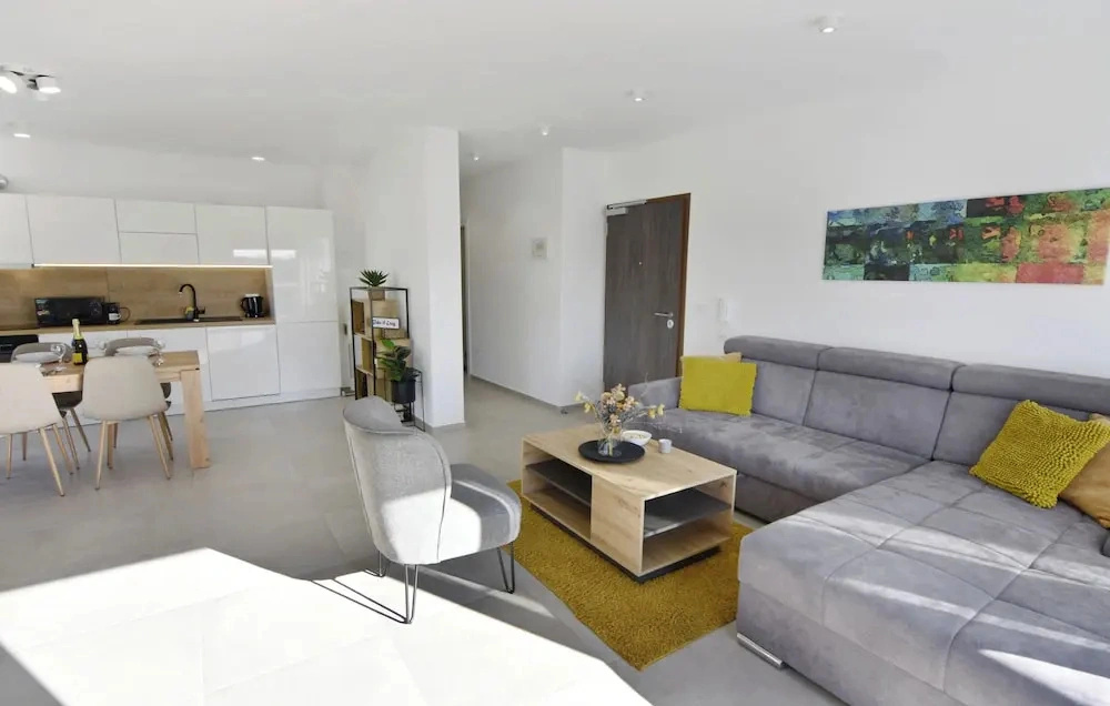Modern Apartment Near Kanegra Beach