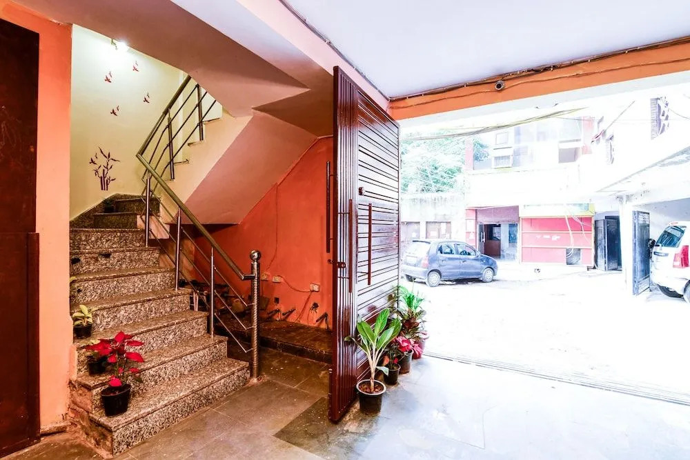 OYO 24298 KP Hotel
