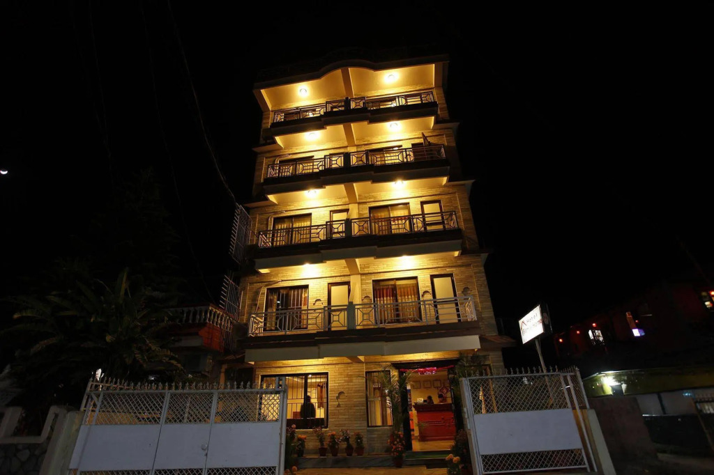Hotel Family Home