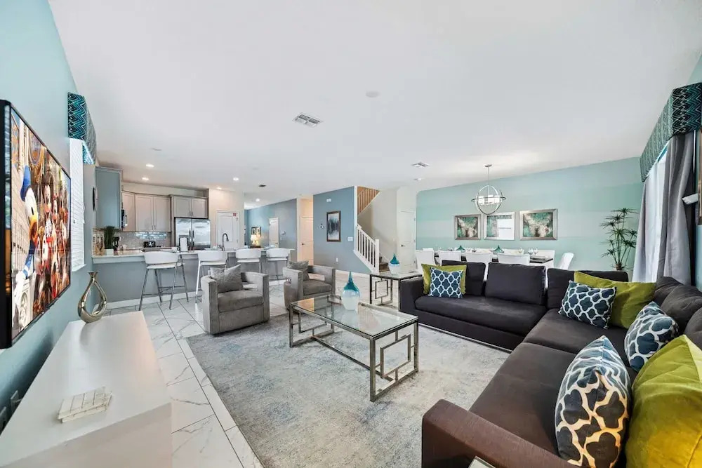 9046 Stinger Drive
