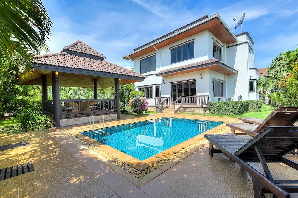 Serisa 3 Bedrooms Pool Villa 500Sqm