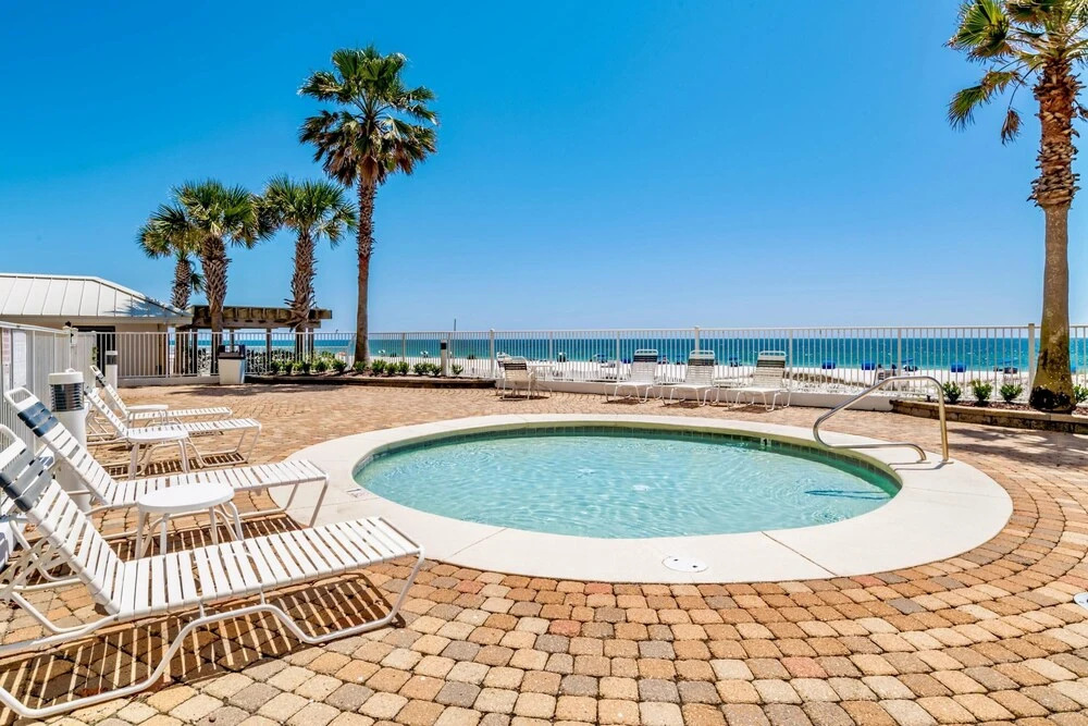 Windward Pointe 1402