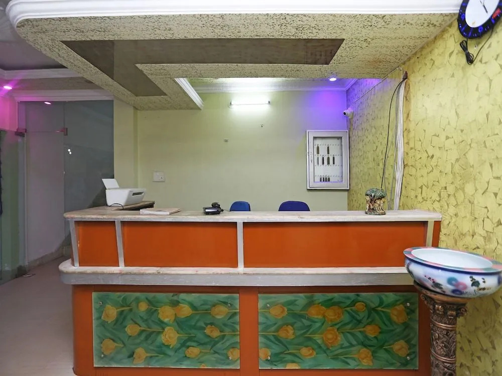 Oyo 26657 Vrindaban Guest House