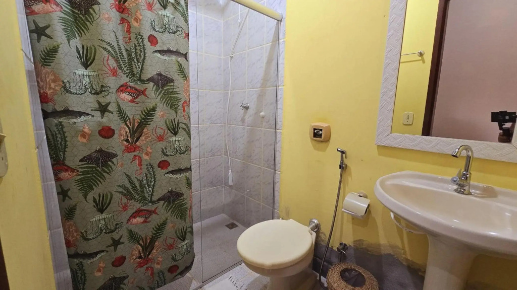 Casa Amarela com 7 quartos para 20 pessoas em Porto Seguro