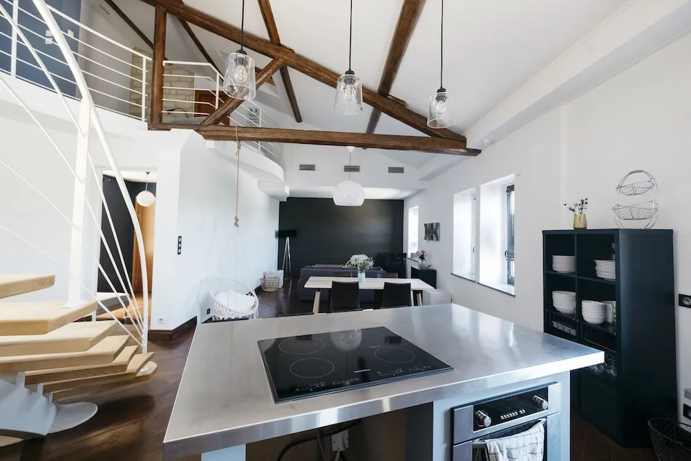 Grand Duplex 230 m2 Place Comedie