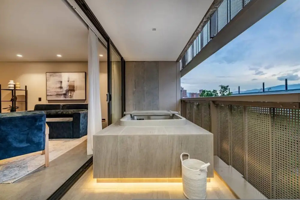 W Apartment 511 in Medell n