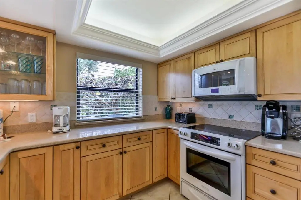 South Seas Beach Home 6