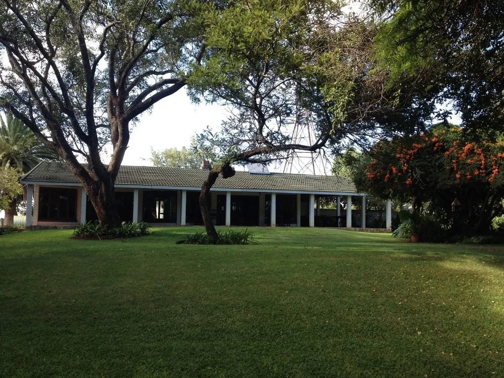 Musketeers Lodge