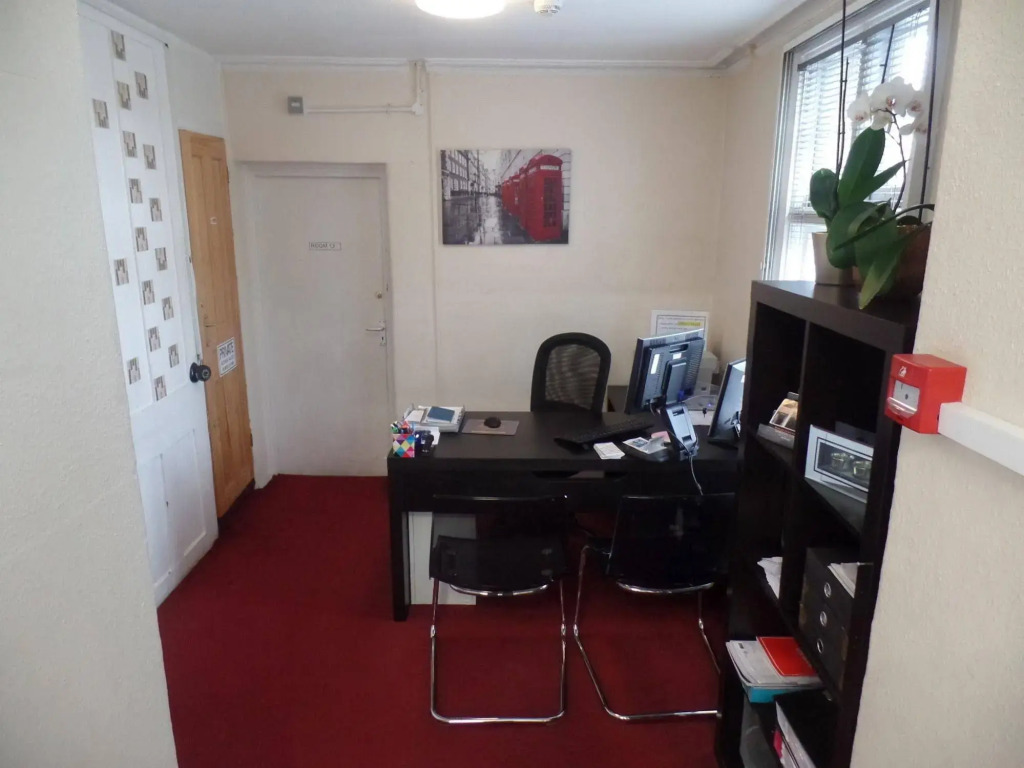 RMA Hostel-Accommodation