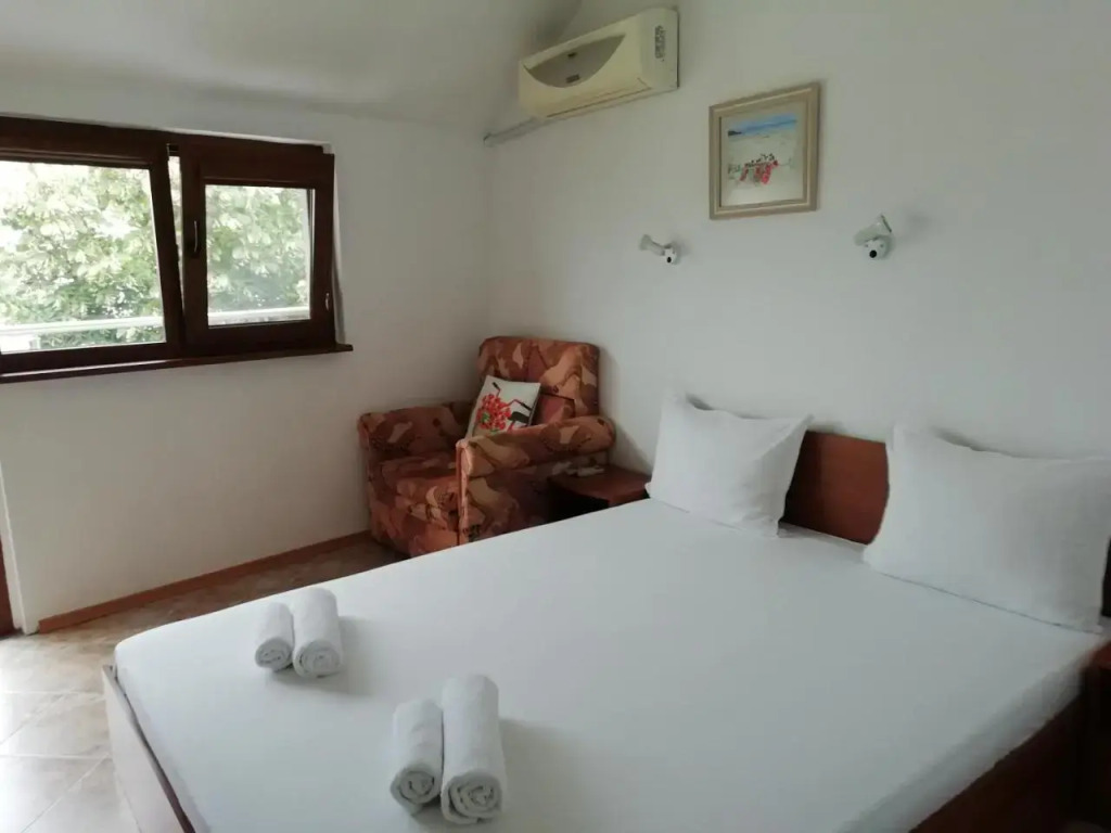 Guest House Kera
