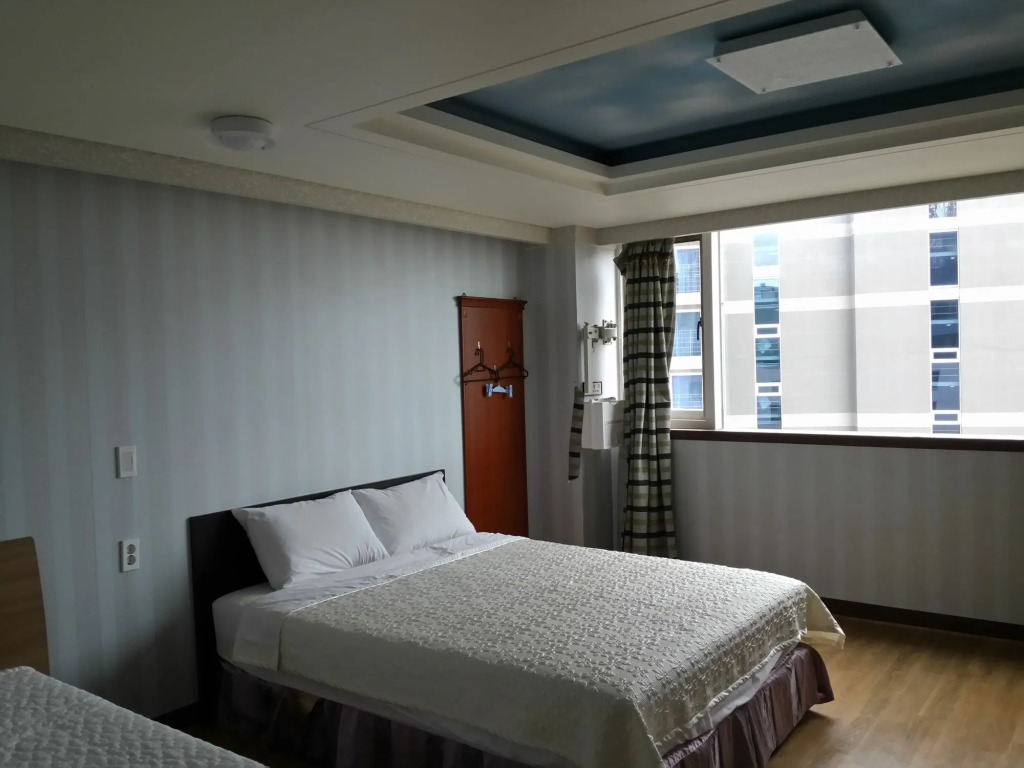 Sungsanpo Sky Hotel