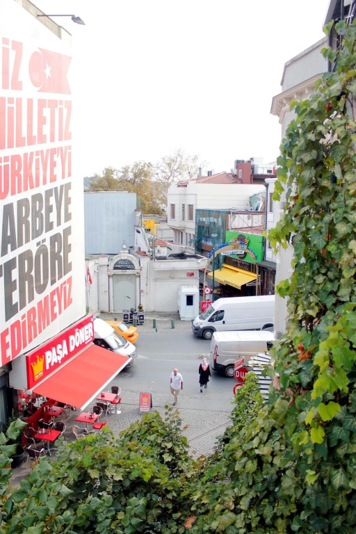 Hot Budget Ortakoy