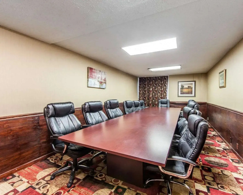 Wingate by Wyndham Marietta Conference Center Ohio
