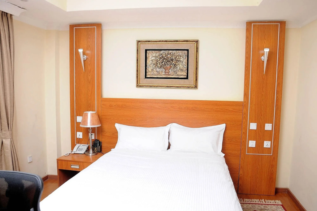 Emmad Furnished Hotel