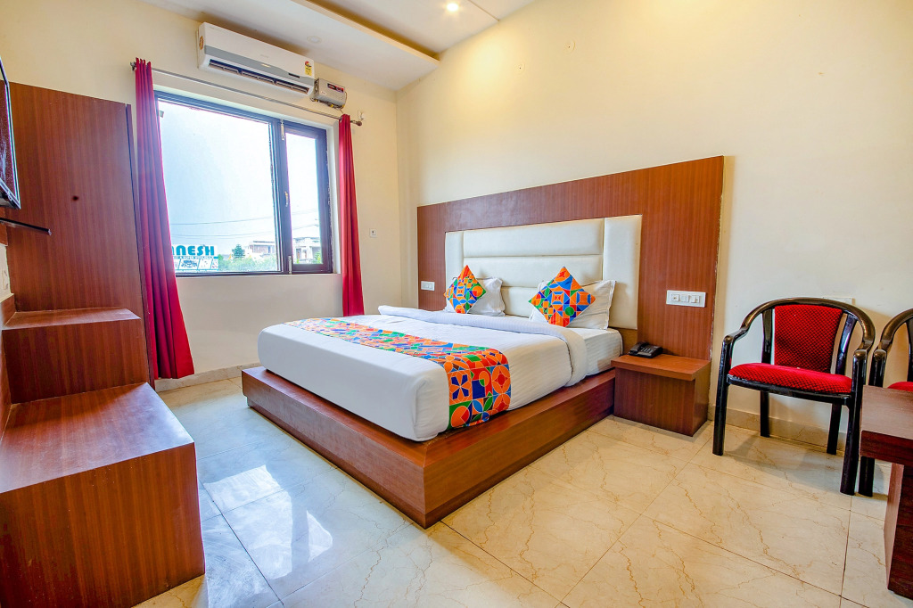 Fabhotel As Residency