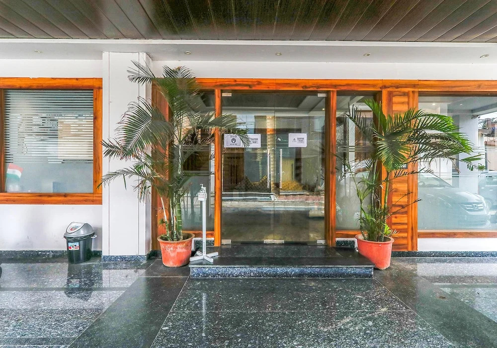 FabExpress Global Inn New