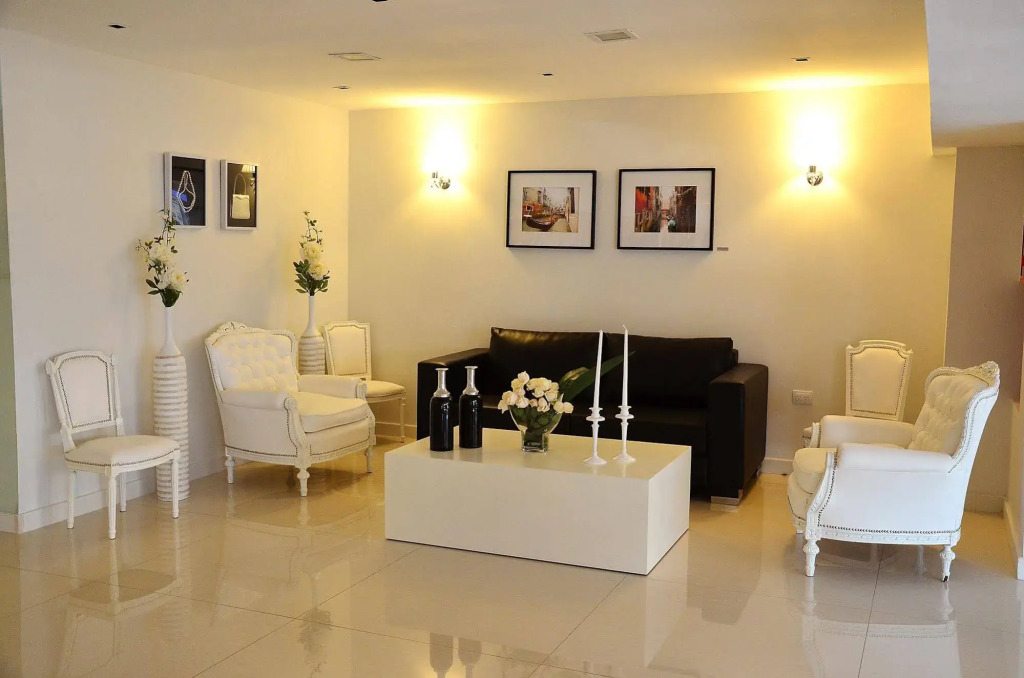 Le Parc Hotel & Suite