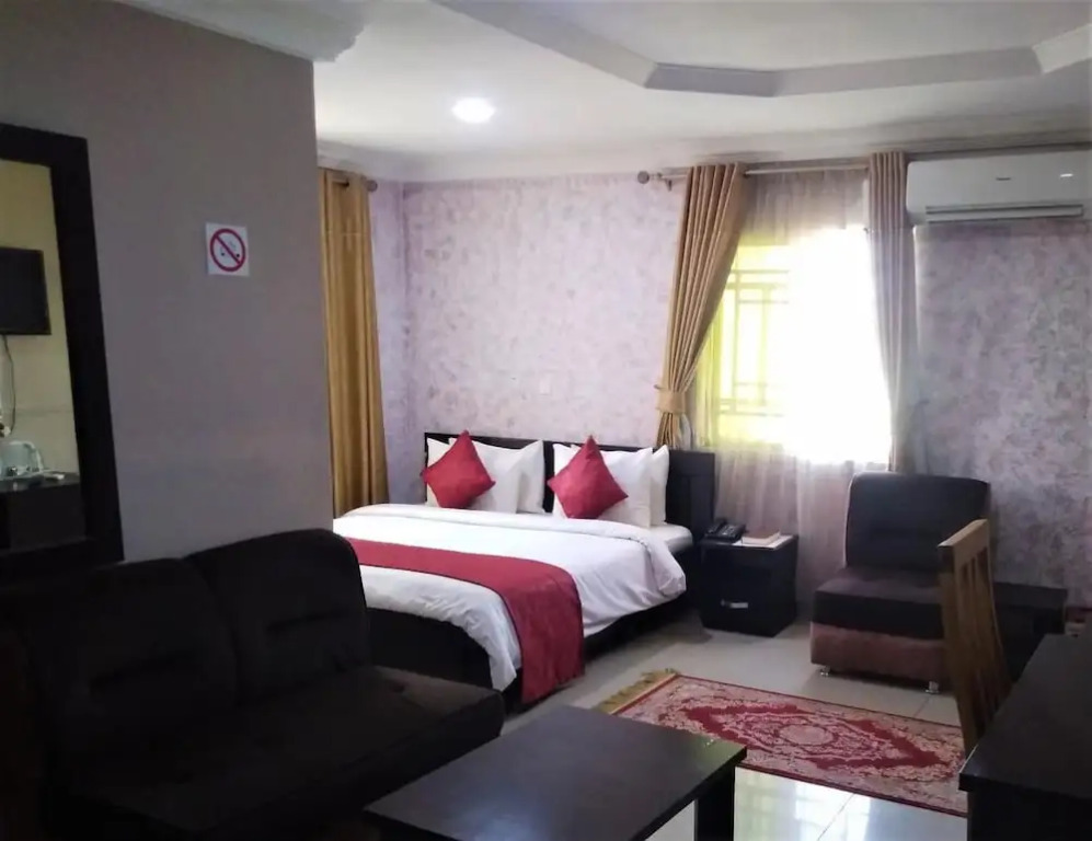 Fidelite Hotels LTD