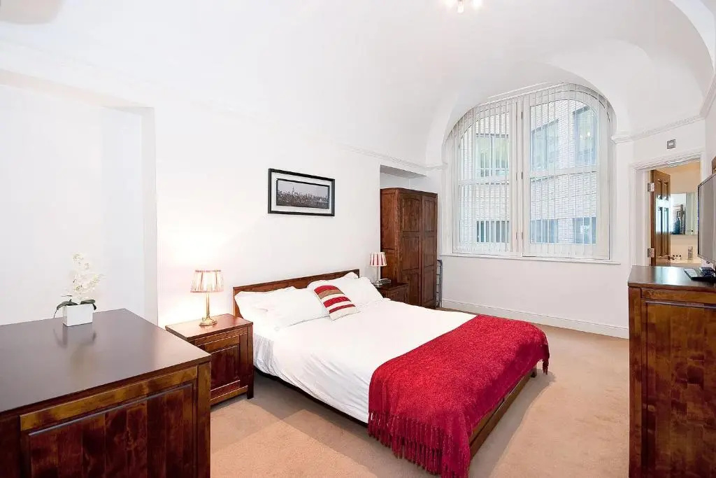 Apartment 2, 48 Bishopsgate by City Living London