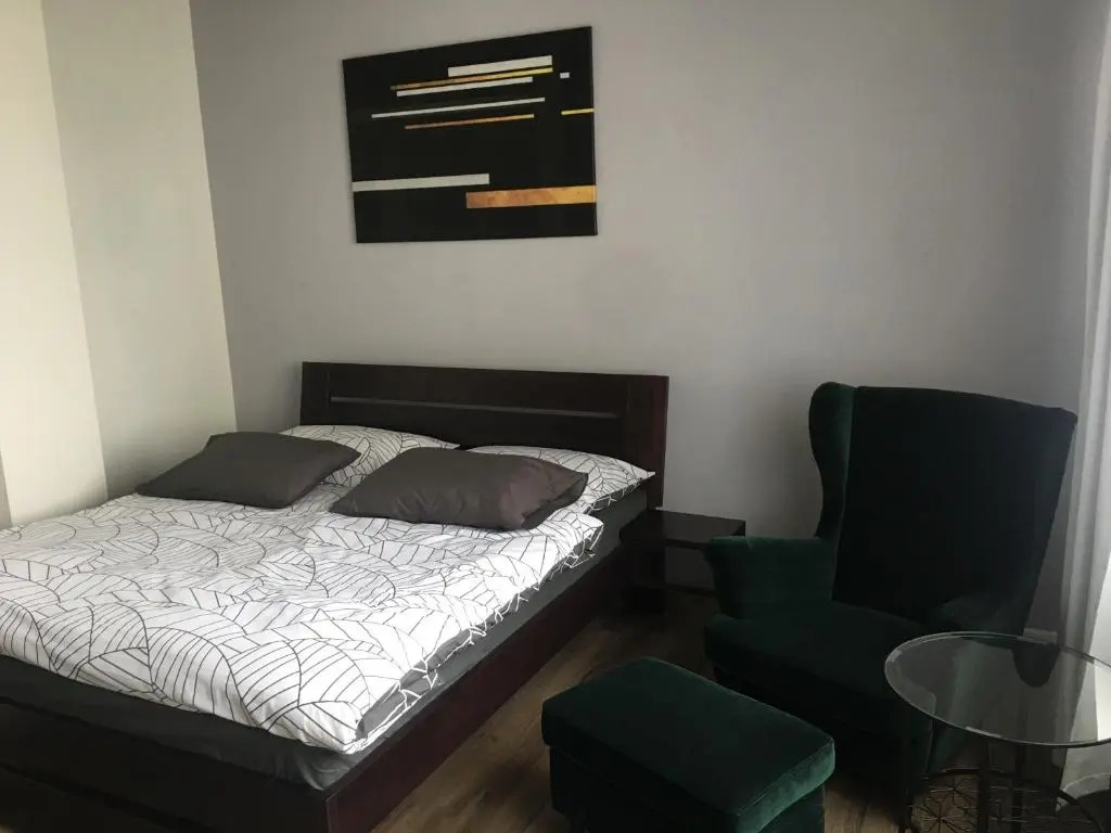Hotel & Bistro 63