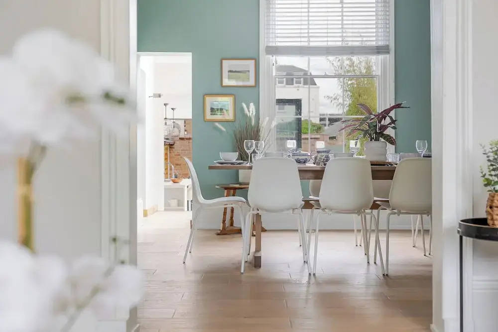 Stylish 5BD Townhouse in Leamington Spa