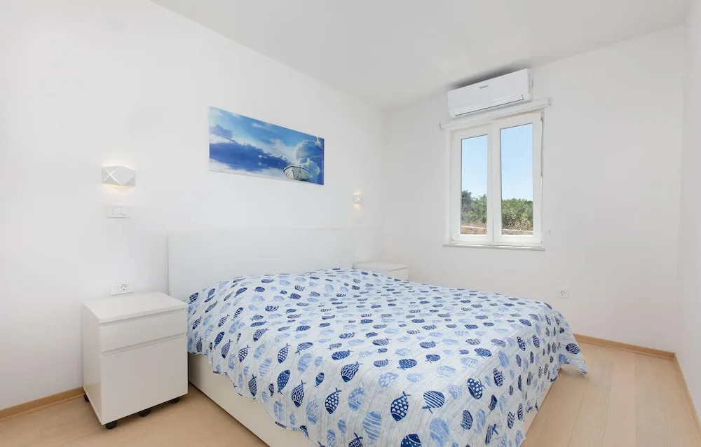Awesome Home In Punat