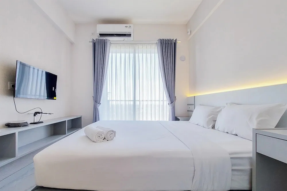 Cozy Studio At 17Th Floor Sky House Bsd Apartment Near Mall
