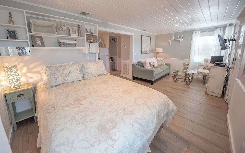Silver C Cottage 523 by RedAwning