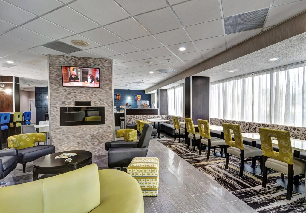 Best Western Plus Hanes Mall