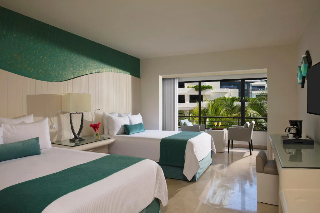 Secrets Mirabel Cancún Resort & Spa