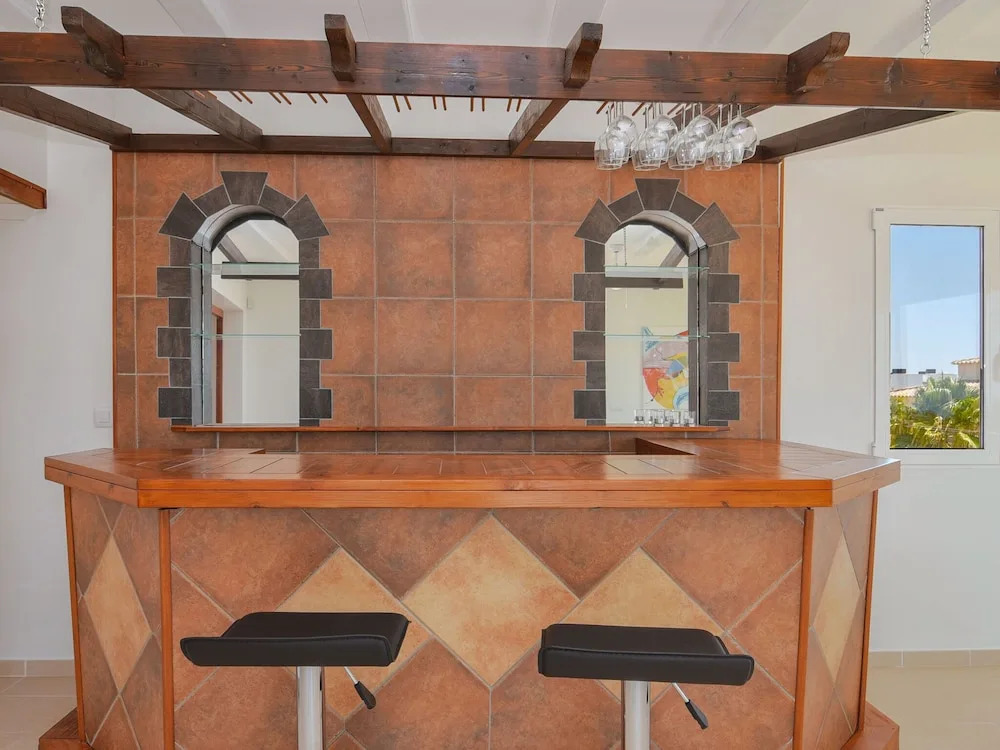 Beautiful Villa in Cumbre Del Sol Private Swimming Pool & 180 Degree sea View